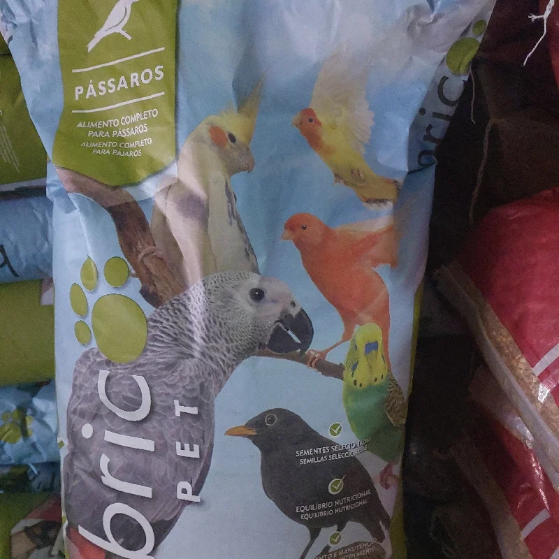 Bric canary mix with vitamin 20kg