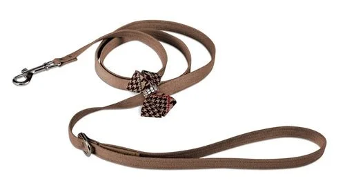 Susan Lanci Chocolate Glen Houndstooth Nouveau Bow Leash on Fawn